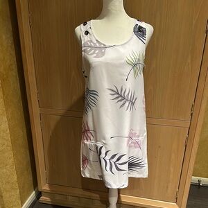 White Sleeveless Dress with Leaf Print